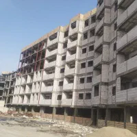 کارگر و بنا