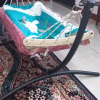 گهواره نوزاد سالم