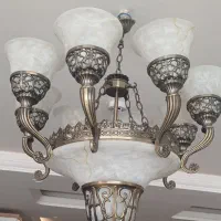 لوستر ۸ شعله