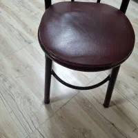 چهار عدد صندلی فلزی