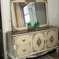 کنسول و آیینه