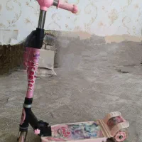 اسکوتر. دو چرخه. اسکیت