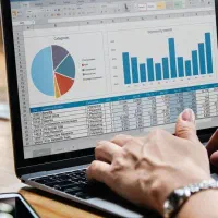 تحلیل علمی و کدنویسی تخصصی