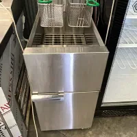 فروش کلیه وسایل فست فود یکجا