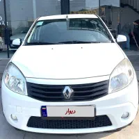 رنو ساندرو مدل ۹۶ اتومات بدون رنگ