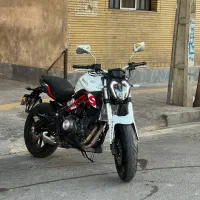 بنلی 300 مدل 1401 صفر|موتورسیکلت|شیراز, باغ تخت|دیوار