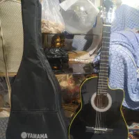 گیتار ساختِ دست کات‌اوی با (چوب محشر و صدای شفاف)