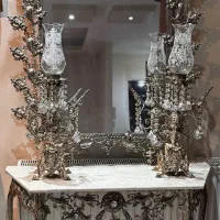 آینه و شمعدان برنز