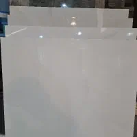استخدام نیروی کارمند خانم
