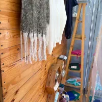 ویترین چوبی نراد به همراه کفی چوب|فروشگاه و مغازه|بندر انزلی, سپه|دیوار