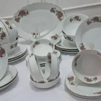 سرویس گل سرخی قدیمی