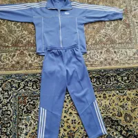 لباس ورزشی مخصوص نوجوان سیزده ساله