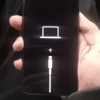 ایفون ۱۱ پرو نیاز به تعمیر