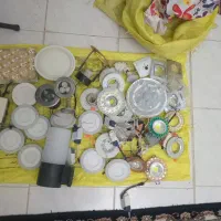 تعدای وسایل مرجعی فروشی