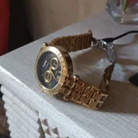 ساعت ورساچ|ساعت|نهاوند, |دیوار