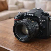 دوربین عکاسی نیکون D7200 FX1.8 Full frame lens