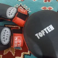 میت و دست کش بوکس