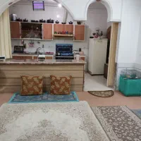 رهن و اجاره ویلایی طبقه اول حکیم فرزانه|اجارهٔ آپارتمان|شهرضا, |دیوار