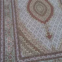 فرش دستبافت ماهی کرمی رنگ ۳در۴ ۱۲ متری چهل رج