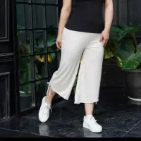 شلوارک زنانه