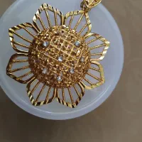 گردنبند زیبا نو