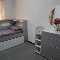 تخت دونفره کم جا (مهمان میزبان)