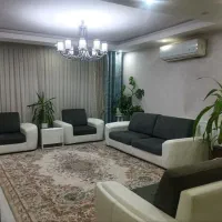 فروش مبل ۷ نفره و میز نهار خوری ۸ نفره