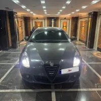 آلفارومئو جولیتا ۲۰۱۵ بدون رنگ