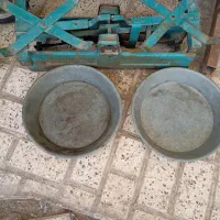 ترازو قدیمی