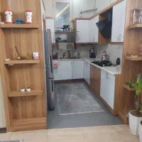 85متر آپارتمان همکف راه جدا /مناسب سکونت ومشاغل