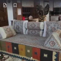 تخت سنتی با تشک شاه نشین