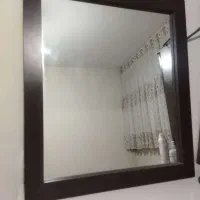 اینه چوبی در حد نو