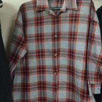 شومیز گرم بالا چهارخانه به قیمت تولیدی|لباس|حمیدیا, |دیوار