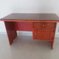 میز تحریر چوبی