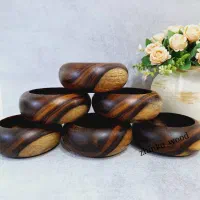 ظرف هایی چوبی و بافت