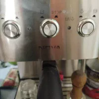 قهوه ساز نوا سالم تمیز بدنه استیل