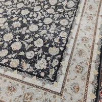 یک تخته فرش 9متری نقره ای با قالیچه 1.5 در 2.25|فرش|قم, نیروگاه|دیوار