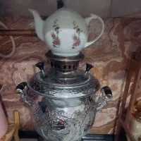 سماور 4 لیتری جهان صنعت باقوری سینی و جام پایه دار