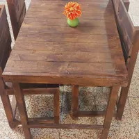 میز و صندلی چوبی