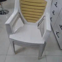 صندلی پلاستیکی