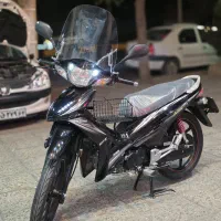 موتور ویو مارک آشیل مدل ۴۰۲ درحد صفر با کارکرد کم