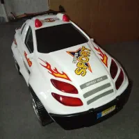 ماشین اسباب بازی