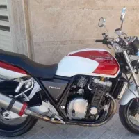 سی بی هزار cb1000