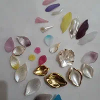 گلبرگ های کریستالی