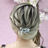 آفر ویژه شنیون با مژه موقت  فقط ۴۰۰