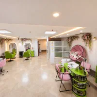 اجاره میز ناخن