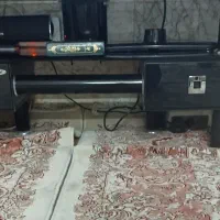 میز تلویزیون شیشه ای دو کشو با پایه دیواری|میز تلویزیون|مشهد, بهمن|دیوار