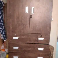 کمد بزرگ وجادار چوبی