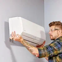 نصب و تعمیر کولرگازی اسپلیت نصاب کولرگازی|خدمات پیشه و مهارت|بندر انزلی, معلم|دیوار