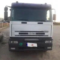 ایویکو ۴۴۰ با تانک ماموت و دفترشرکت نفت